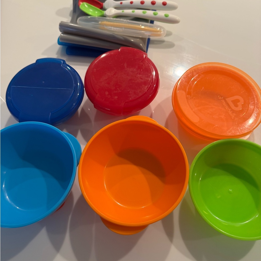 Munchkin Orange and Blue Snack Bowl Set